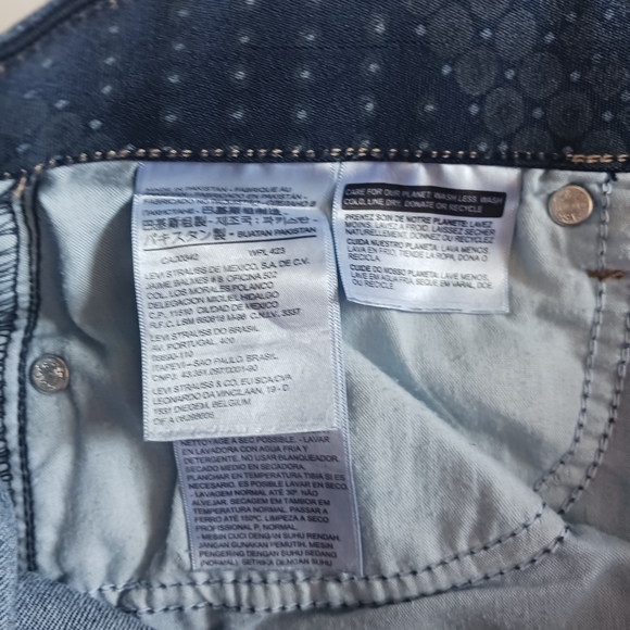 Levi's 525 Women's Perfect Waist Straight Leg Blue Denim Size 4 W27 L32 - Picture 6 of 7